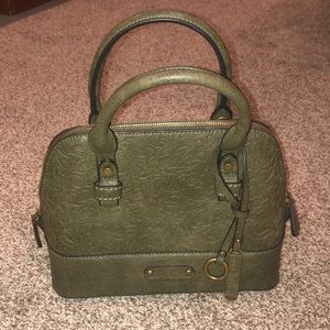 Simple Noelle Purse